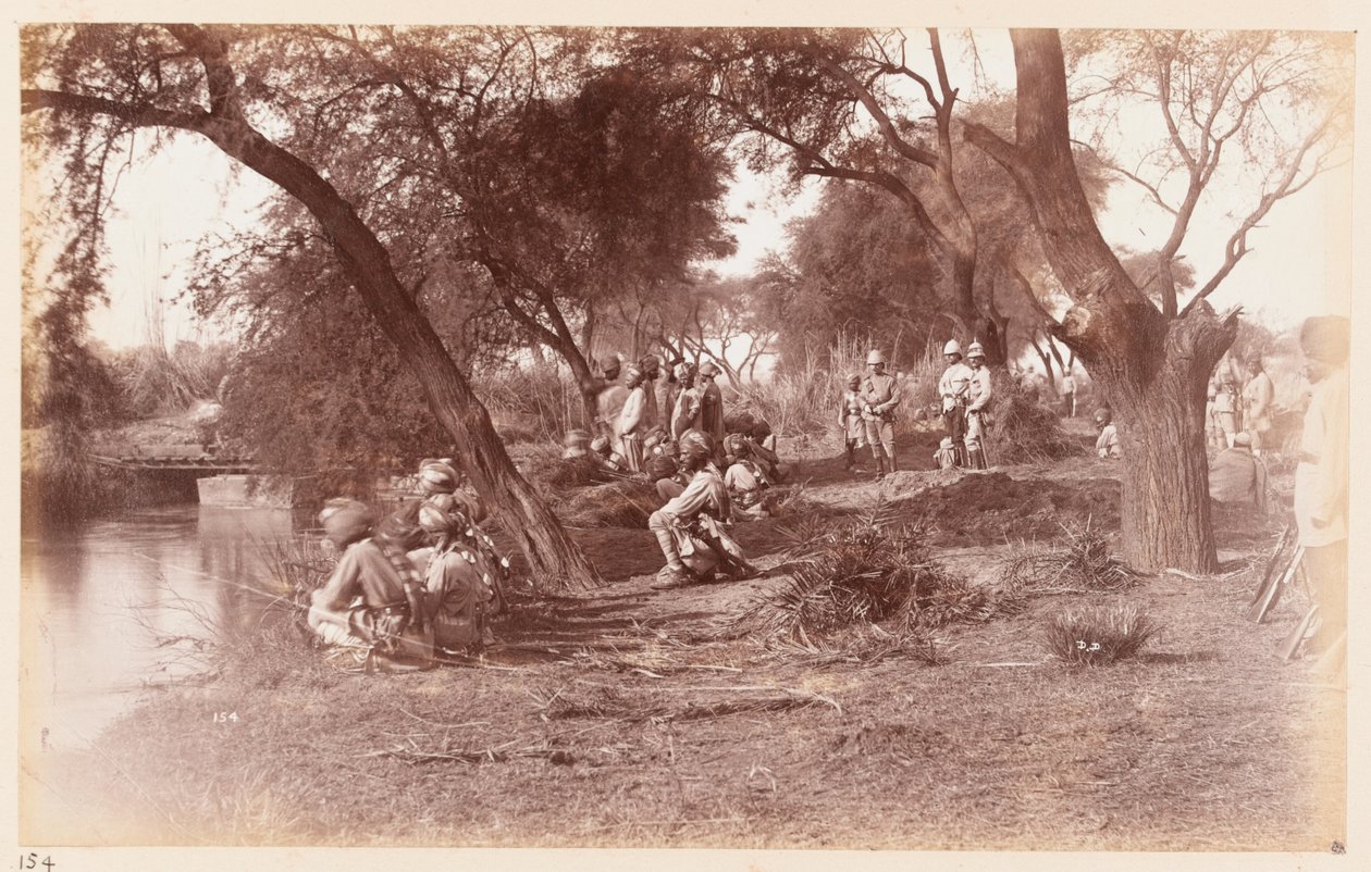 La presa del ponte del canale di Alipur da parte della Cavalleria delle Guide, Campo di esercitazione di Delhi, 1885 da Unknown