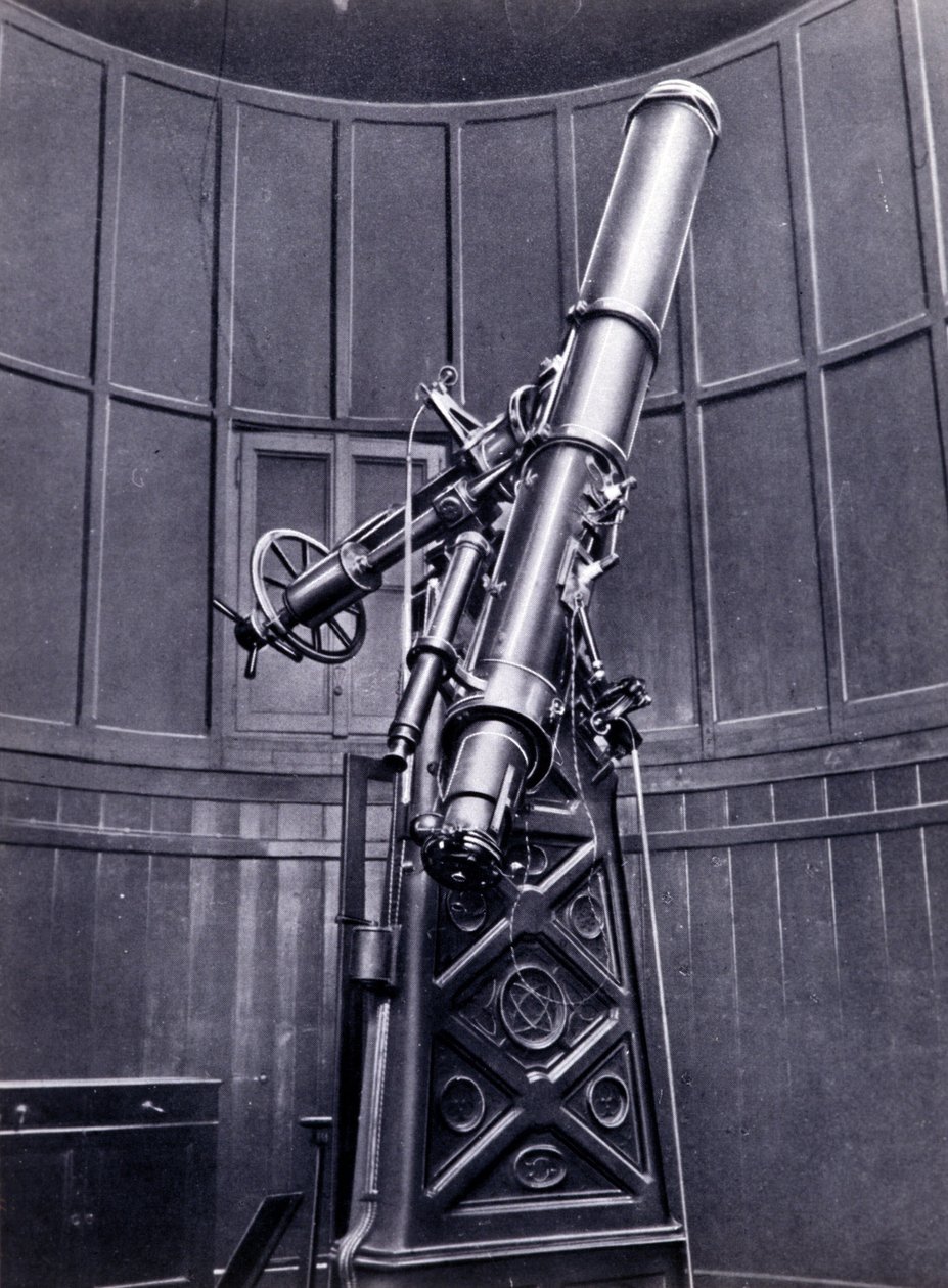 Il telescopio di Giovanni Virginio Schiaparelli (1835-1910) astrofisico a Brera (Milano). Ha osservato configurazioni rettilinee sul pianeta Marte, chiamandole canali marziani. da Unknown photographer
