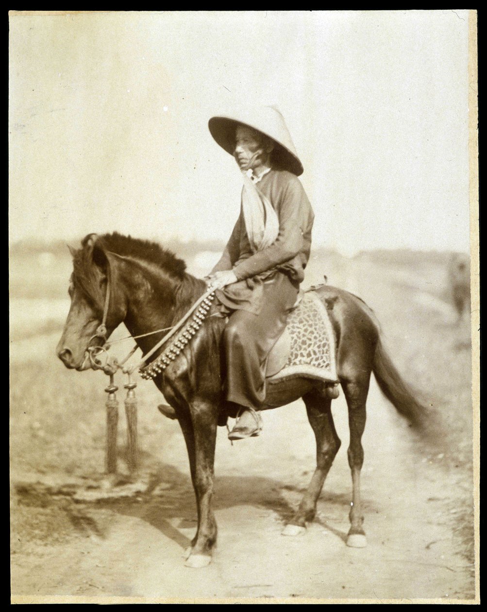 Cavaliere vietnamita, fine XIX secolo da Unknown photographer