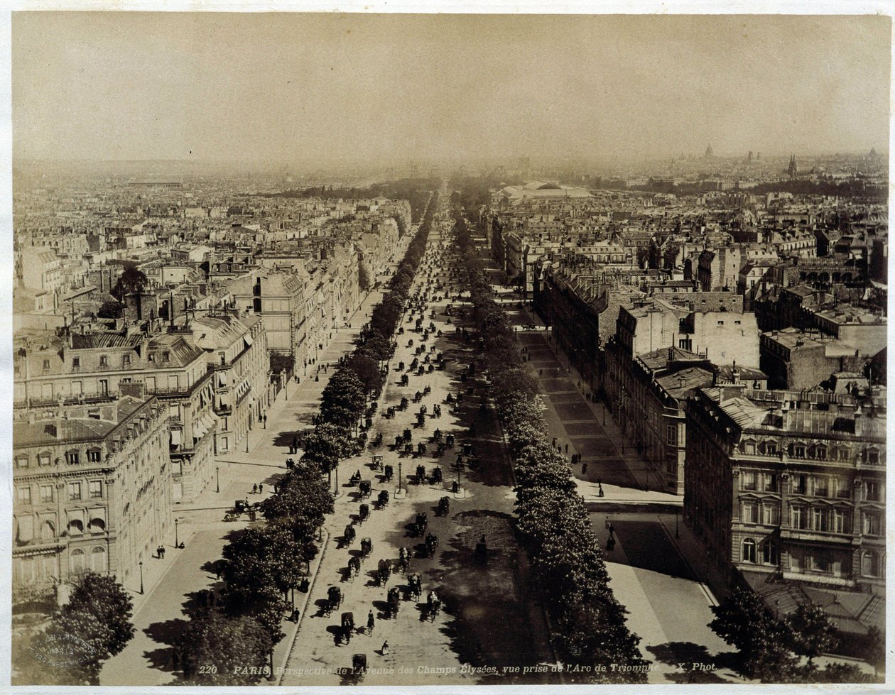 Vista degli Champs-Elysées dall