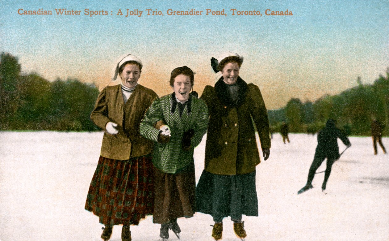 Sport invernali canadesi: un trio allegro, Grenadier Pond, Toronto, Canada, XX secolo da Valentine and Sons Publishing Co