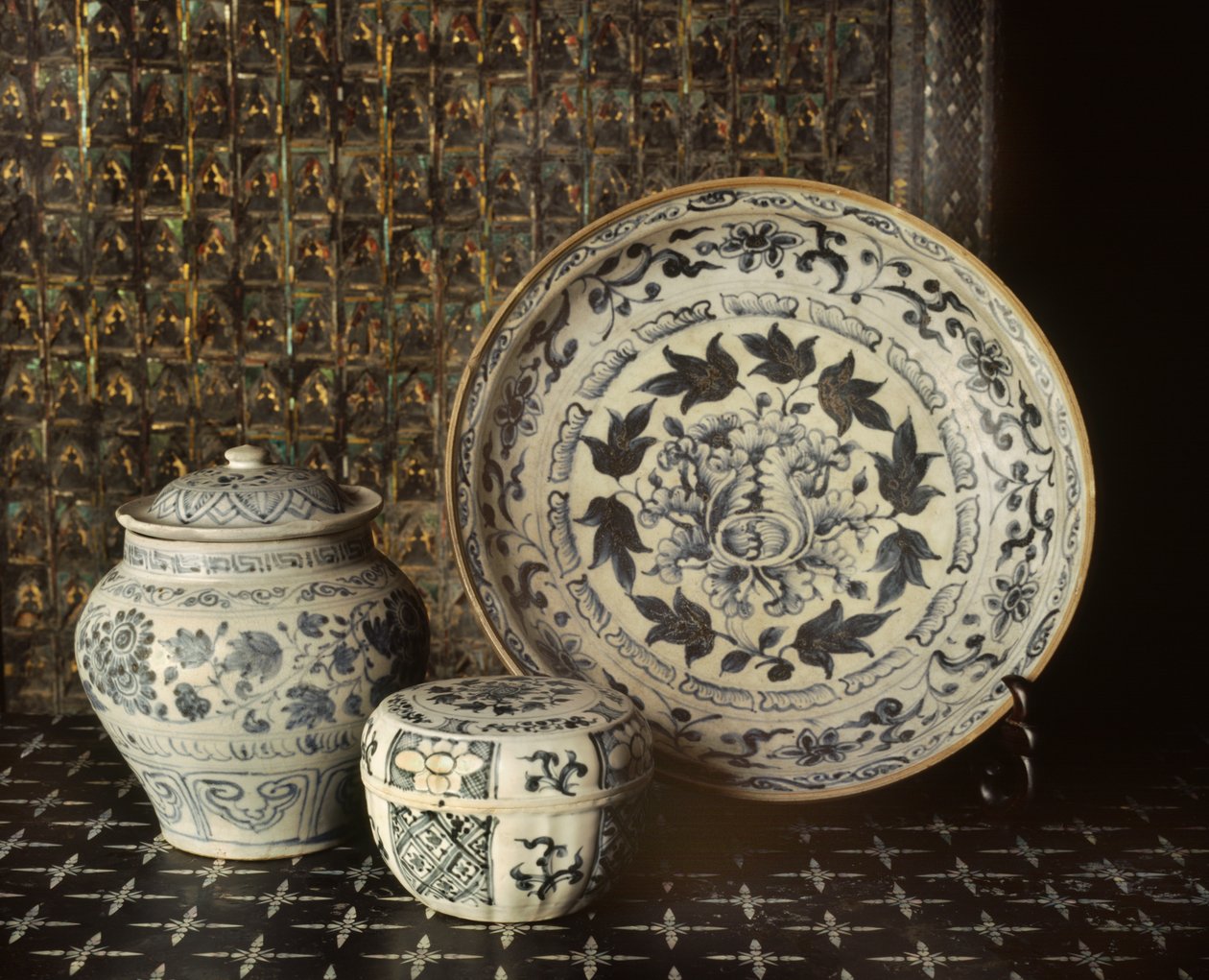 Porcellana blu e bianca di Annam, XV - XVI secolo da Vietnamese School