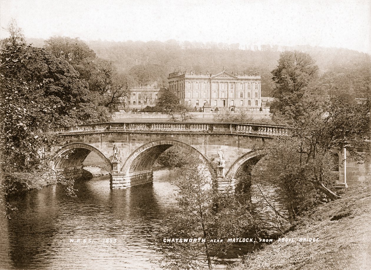 Chatsworth House e il ponte sul fiume Derwent, Derbyshire da WR and S