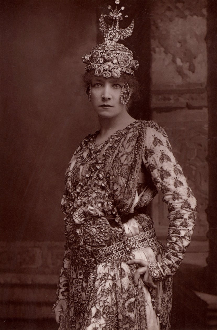 Henriette Rosine Bernard detta Sarah Bernhardt (1844-1923) da W. and D. (after) Downey
