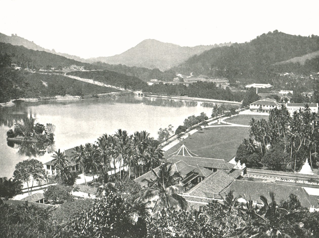 Vista da Lady Hortons Walk, Kandy, Ceylon da W and S Ltd