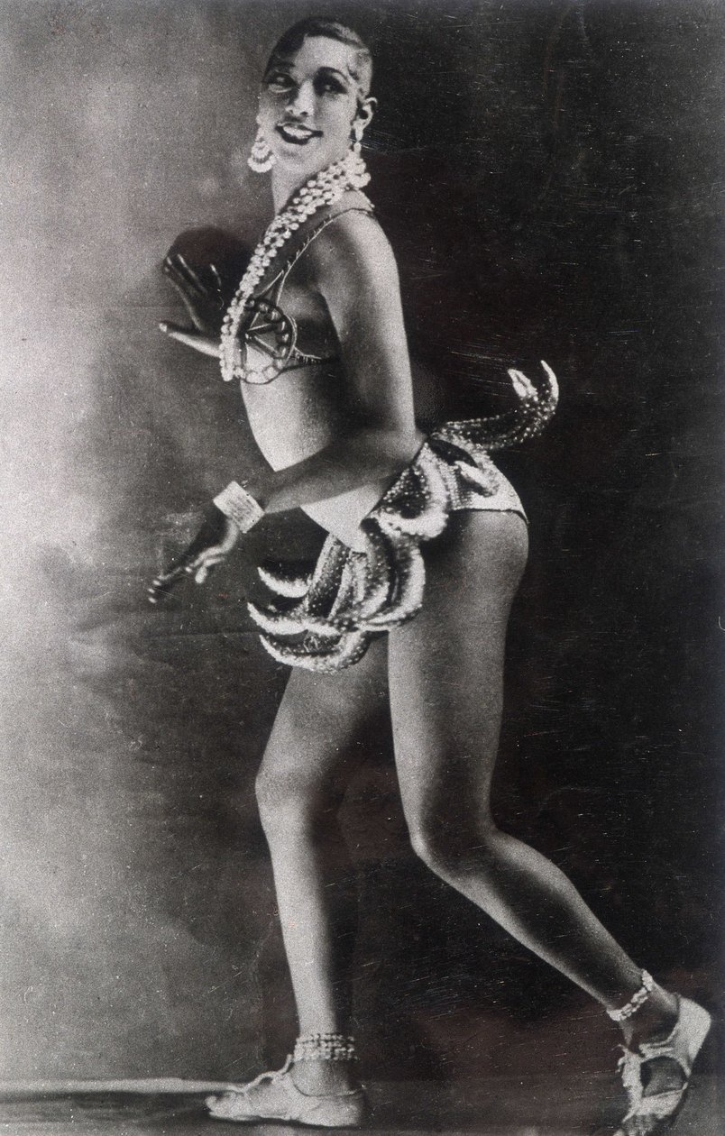 Josephine Baker vestita con una cintura di banane da Walery