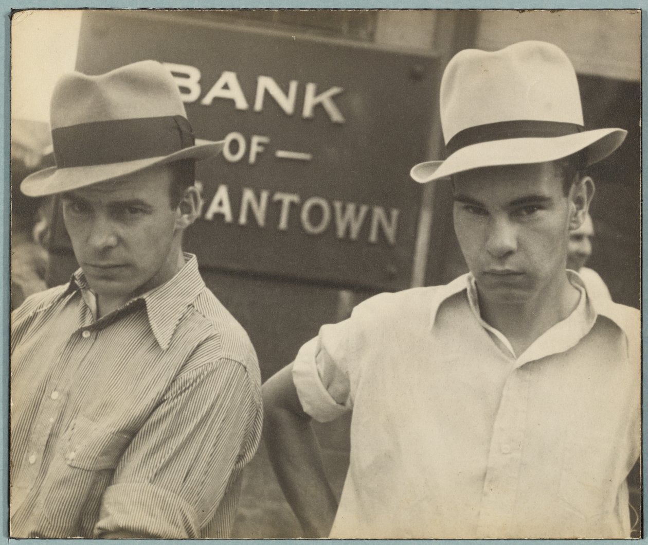 Volti della via principale / Scena di strada, Morgantown, West Virginia da Walker Evans