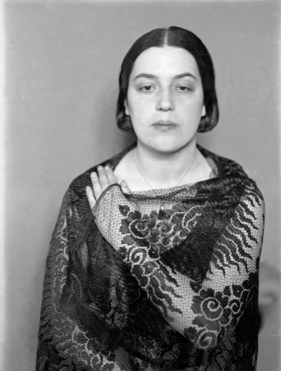 Ritratto di Anita Pittoni, 1933 circa (foto b/n) da Wanda Wulz