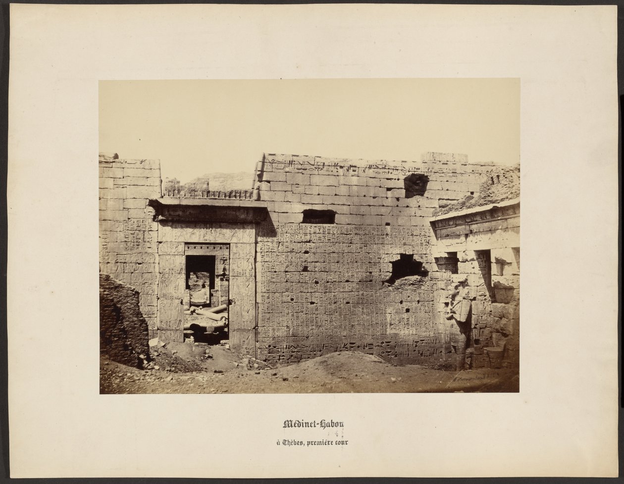 Medinet-Habou, a Tebe, prima corte da Wilhelm Hammerschmidt
