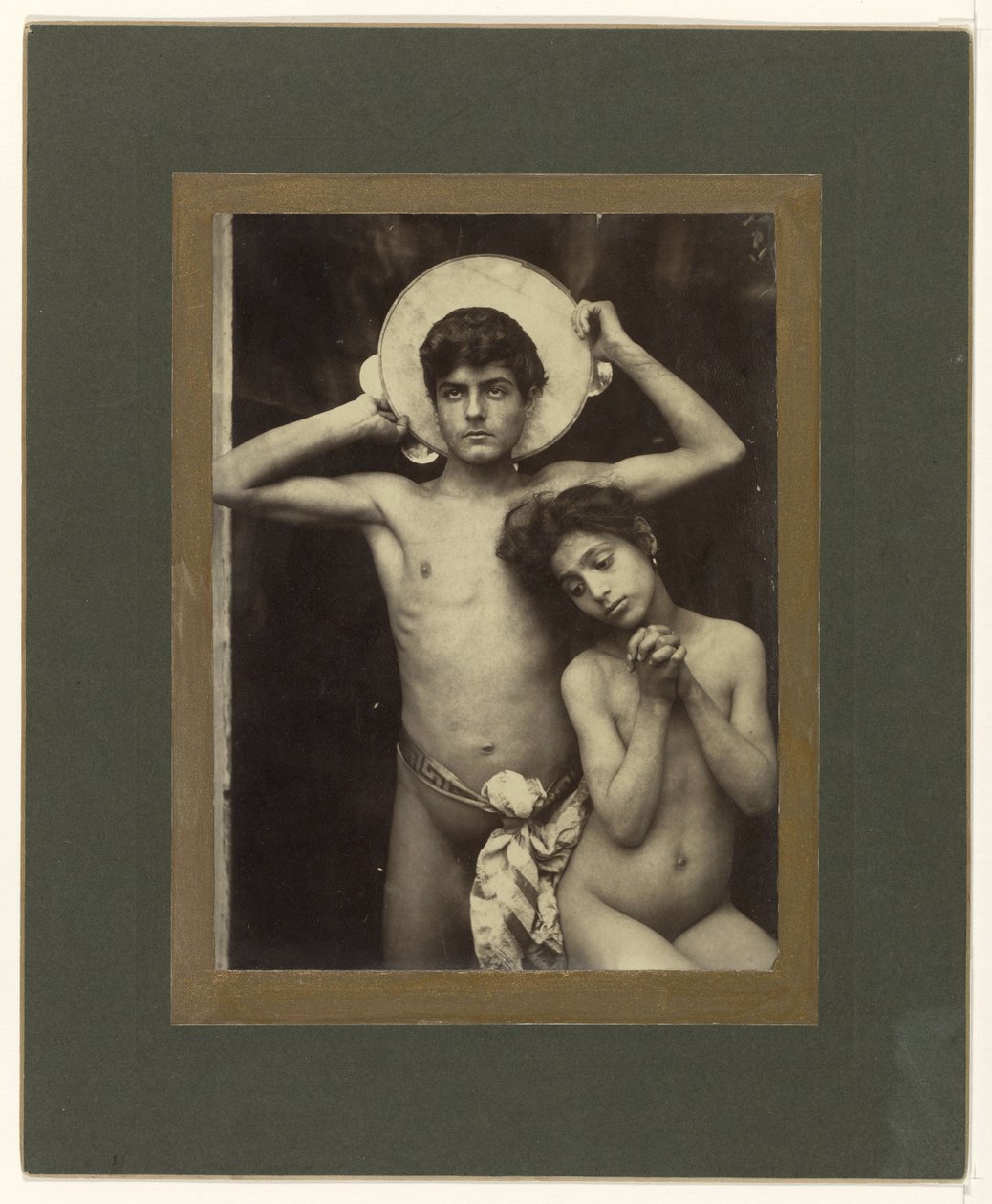 Ragazzo e ragazza nudi da Baron Wilhelm von Gloeden