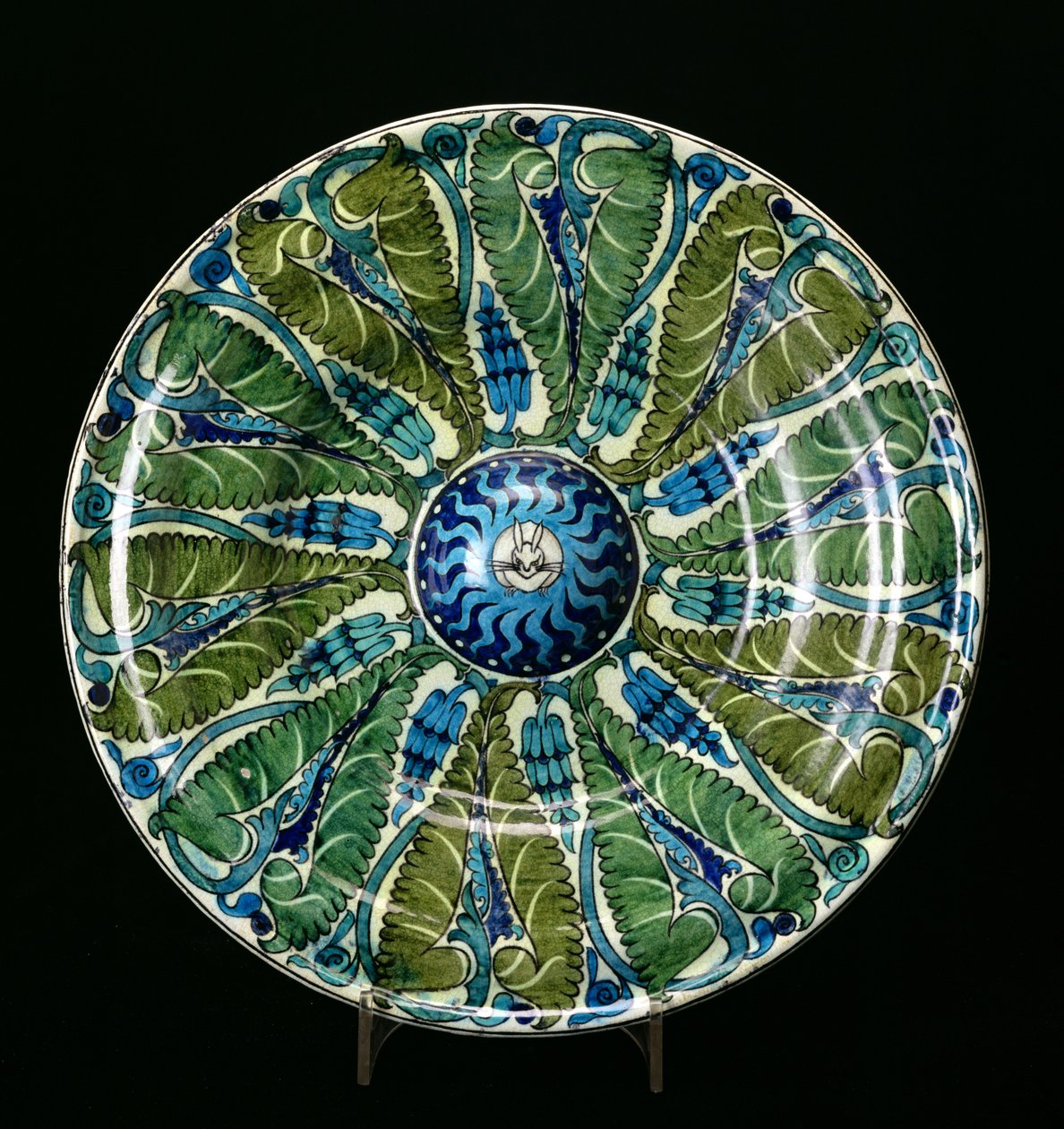 Grande piatto in stile persiano da William de Morgan