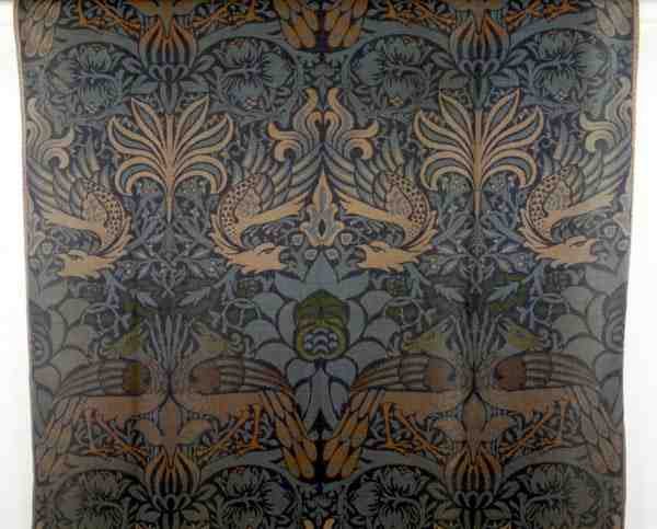 Pavone e Drago, 1878 (tessuto in lana) da William Morris