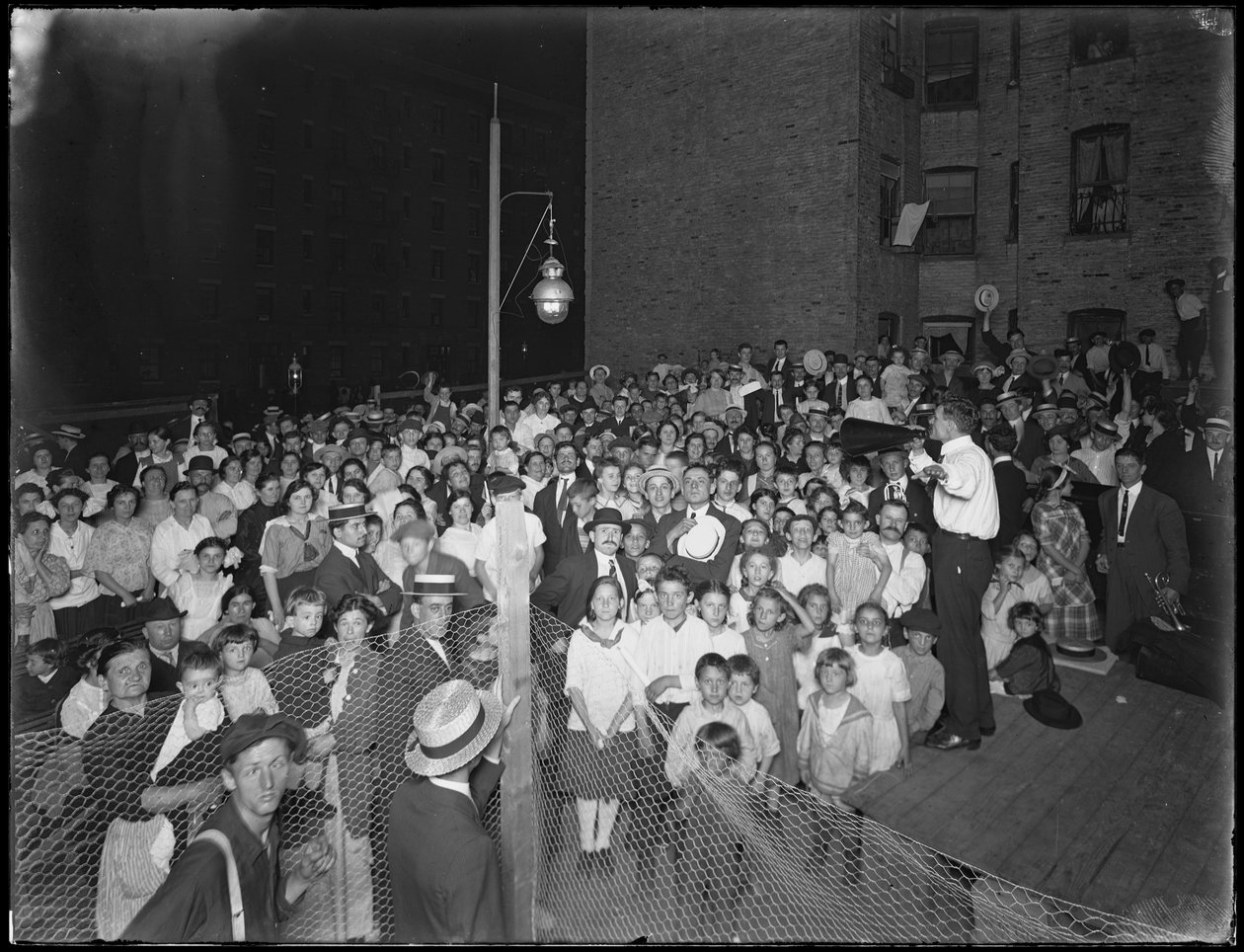 Riunione della Società Evangelica, East 79th Street e Avenue A, New York City, 24 luglio 1914 da William Davis Hassler