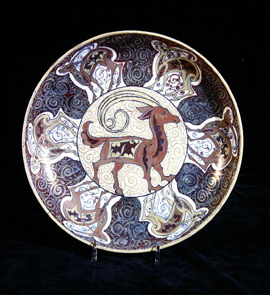 Lustre charger da William de Morgan