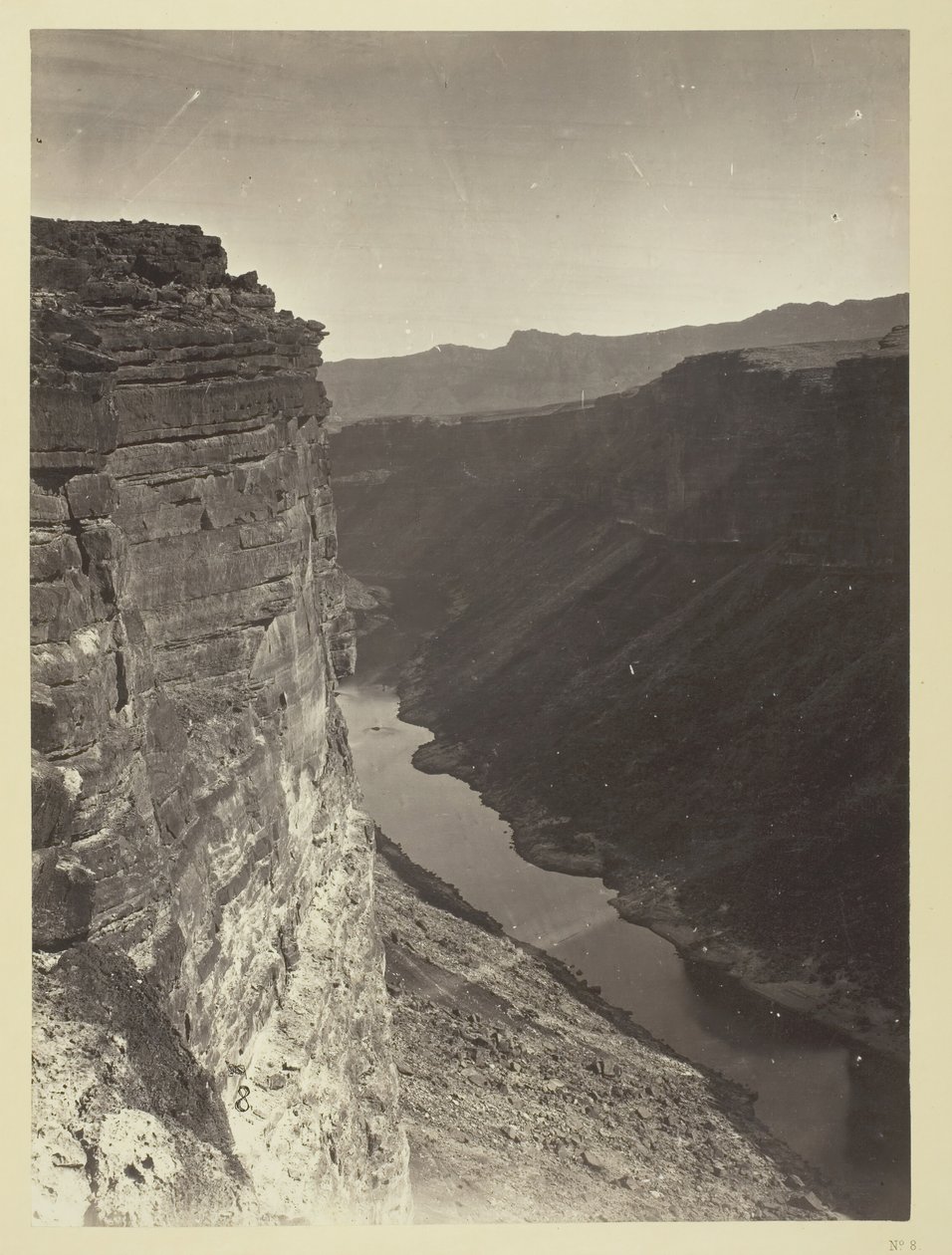 Grand Canyon, fiume Colorado, vicino a Paria Creek, guardando a est, 1872 da William H. Bell