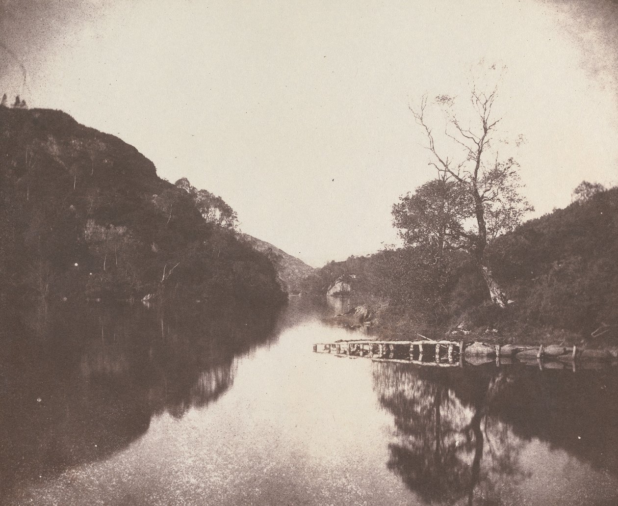 Molo di Loch Katrine, scena de "La dama del lago" da William Henry Fox Talbot