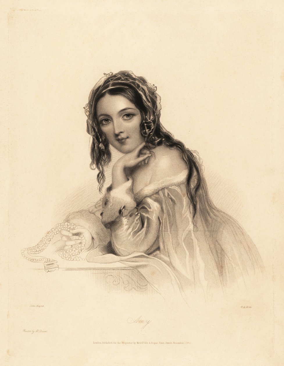 Ritratto di Amy. Bellezza con velo sui capelli lunghi, abito con scollo a barca bordato di ermellino, che tiene una collana di perle. Incisione a puntasecca in acciaio di William Henry Mote da un