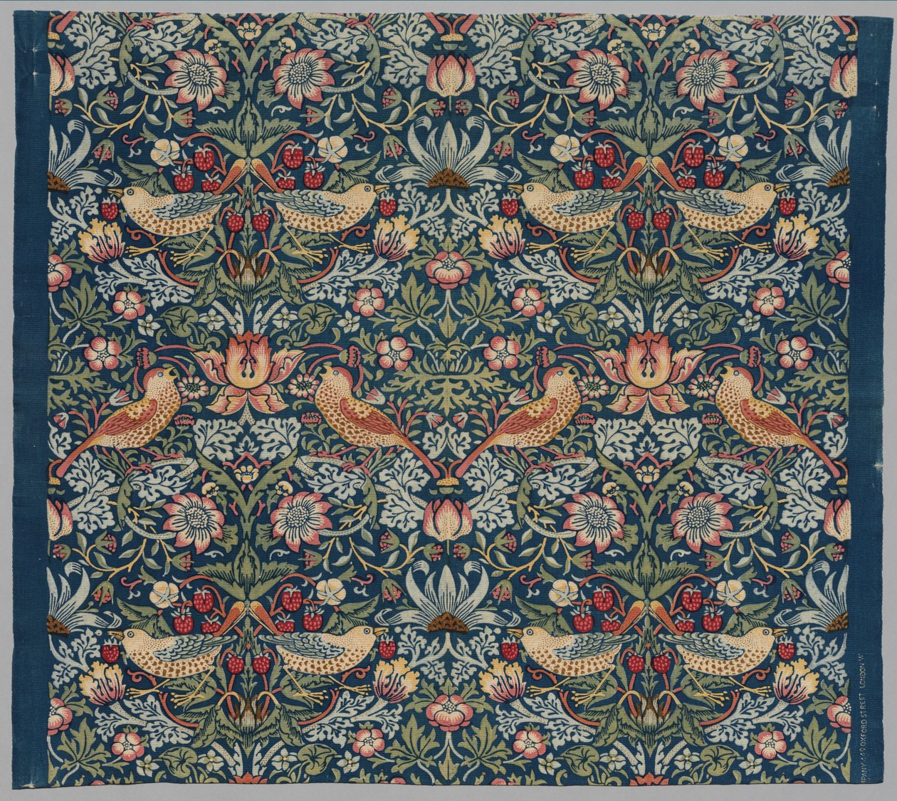 Il ladro di fragole, c1936 da William Morris