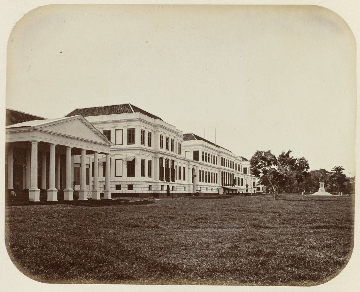 Palazzo di Daendels in Waterlooplein a Batavia da Woodbury and Page