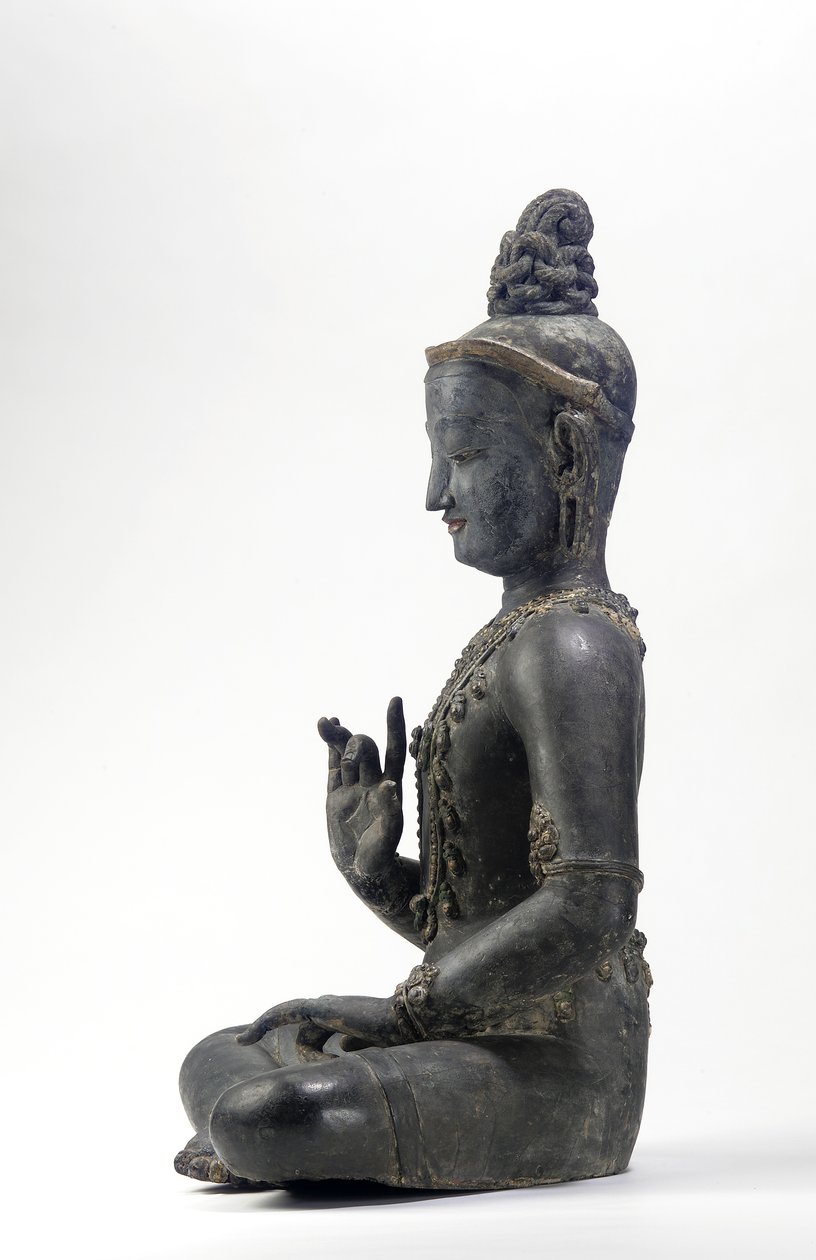 Bodhisattva in stile nepalese-cinese (lacca, stoffa, tracce di blu, oro e verde e foglia d