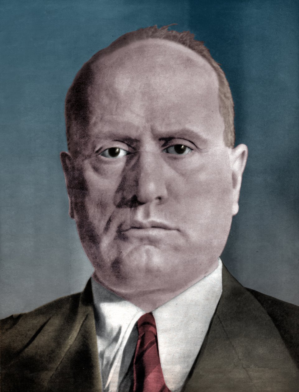 Benito Mussolini da . .