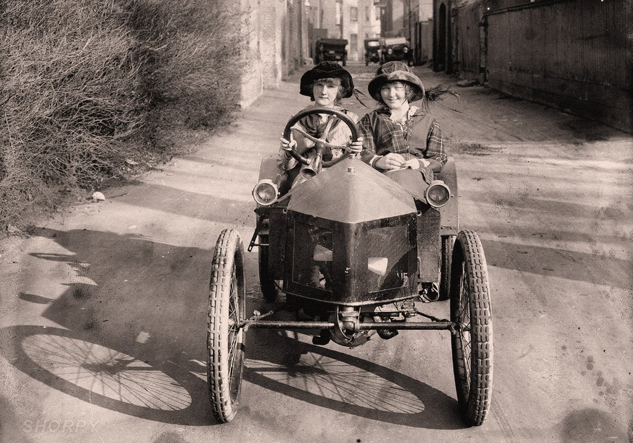In giro in auto, c. 1912 da Frederick (attr. to) Barnard