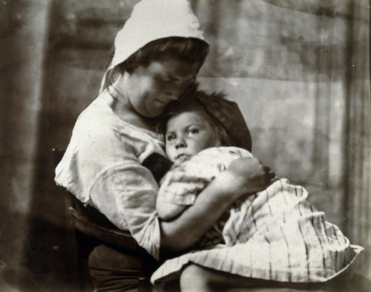 Ritratto di una madre e sua figlia, circa 1900-1905 da Frederick (attr. to) Barnard
