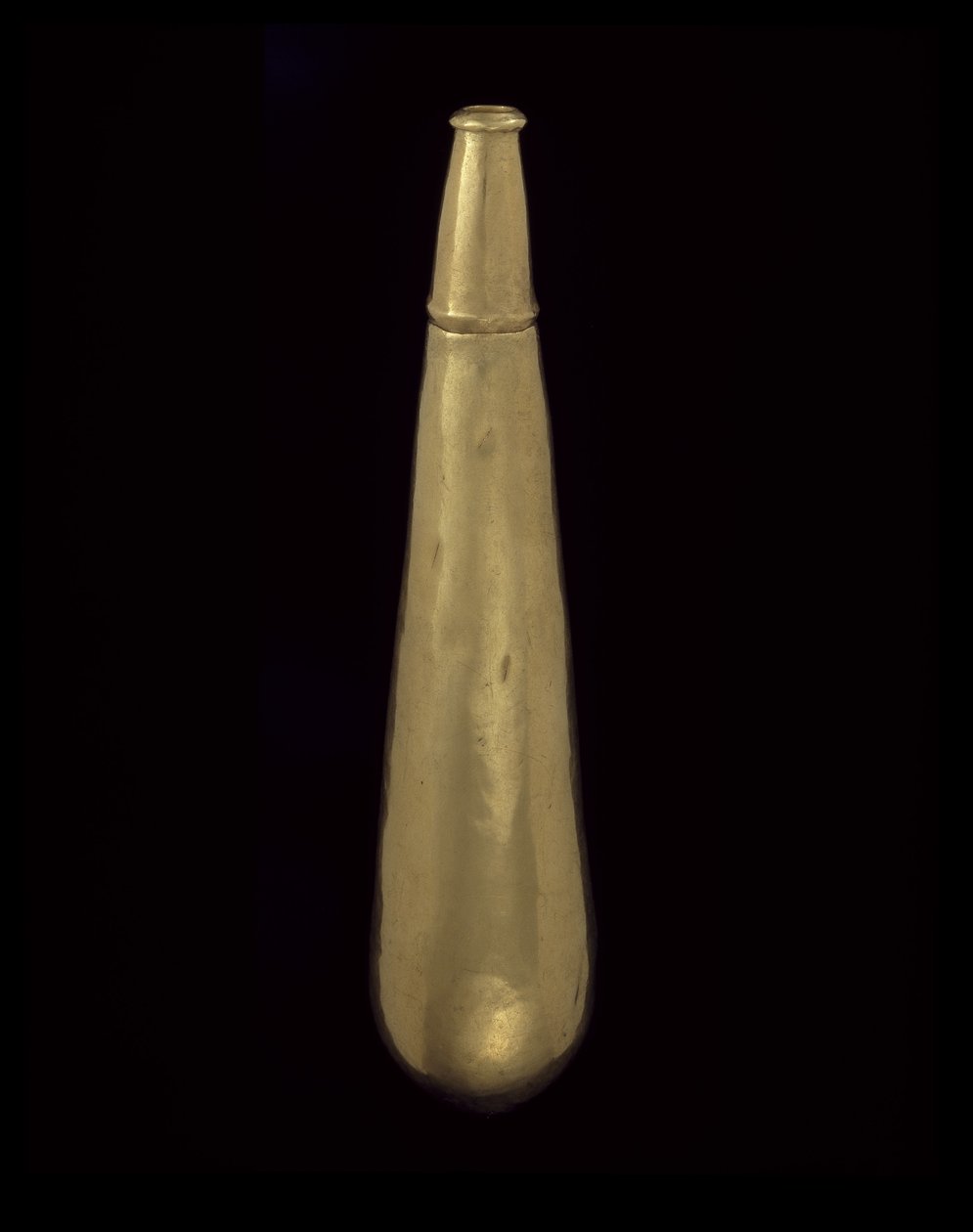 Fiaschetta di coca a forma di lacrima, 200-1600 d.C. da civilization Quimbaya