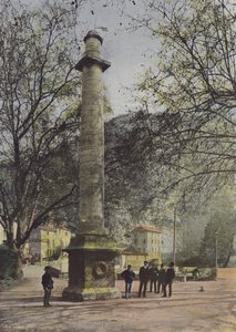 Monumento di Laura e Petrarca da (after) French Photographer