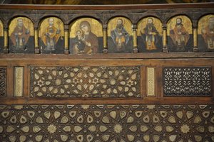 Interno della chiesa di San Mercurio ad Abu Sefein nel Cairo Vecchio, iconostasi in legno