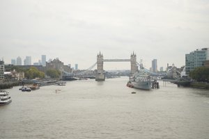 Il London Bridge sul Tamigi, nel cuore di Londra da Albert Mansour