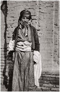 Un tribale curdo del sud del Kurdistan, Iraq, 1925 da A. Kerim