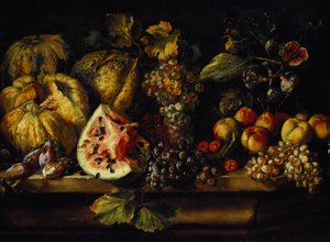 Natura morta di anguria, uva, prugne, pesche, ciliegie e altra frutta su un ripiano