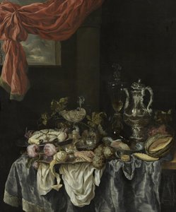 Sontuosa natura morta con bicchieri e argenteria, frutta, crostacei e un orologio su una tovaglia scura