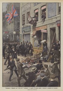Commosso e indignato per la fine del Lusitania, il popolo di Londra assale e devasta le proprietà dei tedeschi da Achille Beltrame