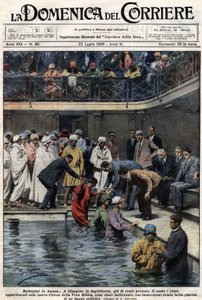 Battesimi di massa a Glasgow, Scozia, oltre cento persone, membri della nuova Chiesa della Vera Bibbia, sono stati battezzati nella piscina municipale. Illustrazione di Beltrame. La Domenica del Corriere. 22/07/1928.