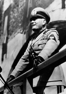 Benito Mussolini da Achille Villani