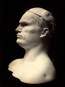 Busto raffigurante il ritratto di Benito Mussolini, opera di Adolfo Wildt (foto b/n) da Adolfo Wildt