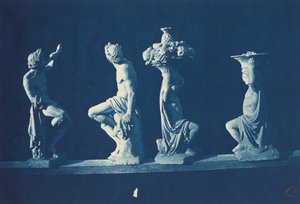 Quattro statue, 1868 circa (foto)