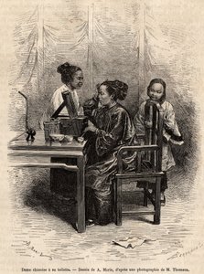 Signora cinese si fa la toilette. Incisione dal disegno di A. Marie, per illustrare il viaggio a Pechino e nel Nord della Cina, di T. Choutze, nel 1873, pubblicato in "Le tour du monde" 1876, a cura di Edouard Charton, edizione Hachette, Parigi. Collezione da Adrien Emmanuel Marie
