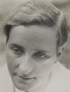 Autoritratto da Aenne Biermann