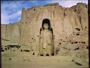 Buddha gigante in piedi, V-VI secolo