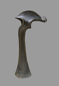 Ascia, trovata in Ungheria da Age Bronze