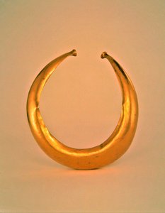 Collare, Mooghaun North, Contea di Clare, Tarda Età del Bronzo, 800-700 a.C. (oro) da Age Bronze