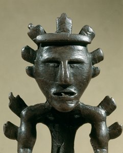 Preistoria: figurina di guerriero in bronzo del Tesoro di Galic (Kostroma, Russia). 1500 a.C. Età del Bronzo. Mosca, Museo Storico Statale da Age Bronze