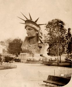 La testa della Statua della Libertà in mostra a Parigi da Albert Fernique