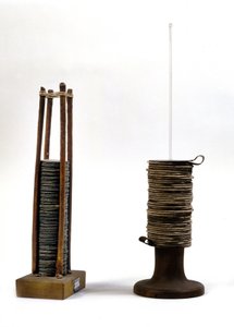 Le pile di Alessandro Volta. Museo della Scienza e della Tecnologia, Milano.