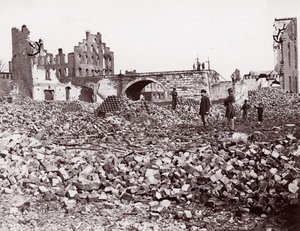 Rovine alla fine del ponte ferroviario di Richmond e Petersburg, Richmond da Alexander Gardner