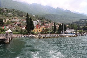 Paesaggio lacustre da Alexandra Joseph