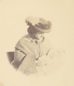 [Ritratto vignettato, donna che tiene un bambino] da Alfred Capel Cure